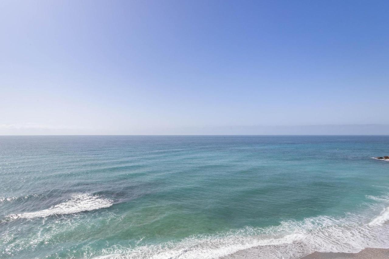 Appartement A214 Chic Front Line Nerja